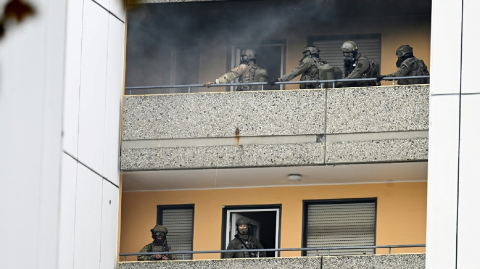Un desequilibrado hiere en una explosi&oacute;n a 12 bomberos y polic&iacute;as en Alemania