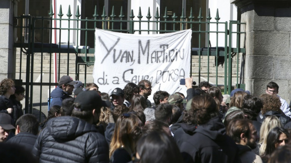 Llamamientos a la calma en C&oacute;rcega tras la muerte de un independentista agredido en la c&aacute;rcel