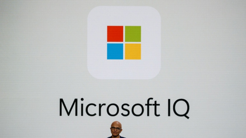 Microsoft prop&otilde;e sa&iacute;das volunt&aacute;rias a 60 mil funcion&aacute;rios nos EUA, Canad&aacute;, &Iacute;ndia e Reino Unido