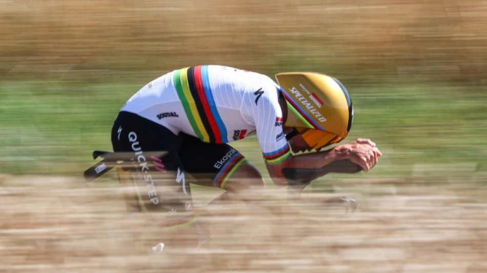 Tour de France: Evenepoel remporte le contre-la-montre à Caen, Pogacar en jaune