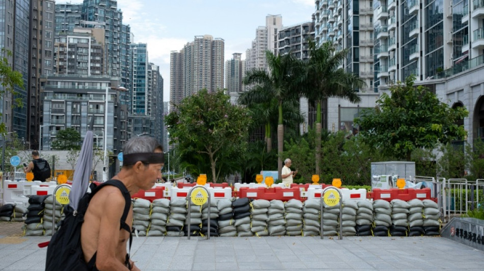 Sul da China paralisado ante chegada do supertufão Ragasa