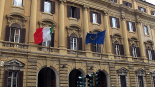 Il Tesoro alza i tassi del Btp Pi&ugrave; al 2,85% e al 3,7%