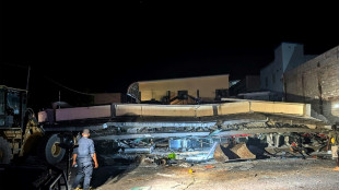 Equipes de emerg&ecirc;ncia procuram sobreviventes ap&oacute;s terremoto em Vanuatu e revisam balan&ccedil;o para nove mortos