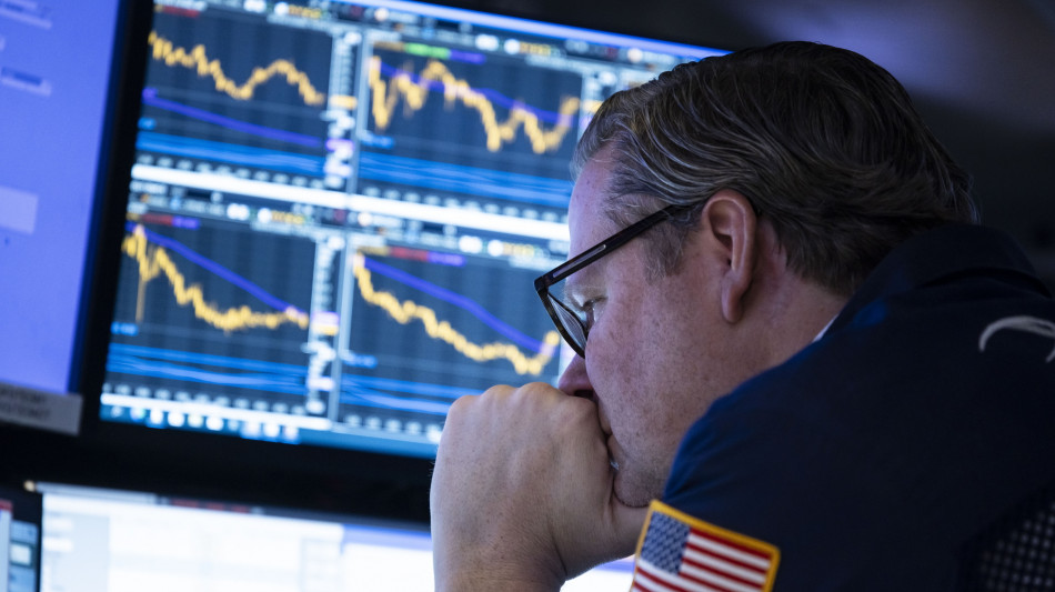 Wall Street apre in calo, Dj -0,37%, Nasdaq -0,40%