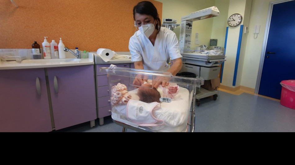 Inps, al via da domani le domande per bonus nuovi nati 2025