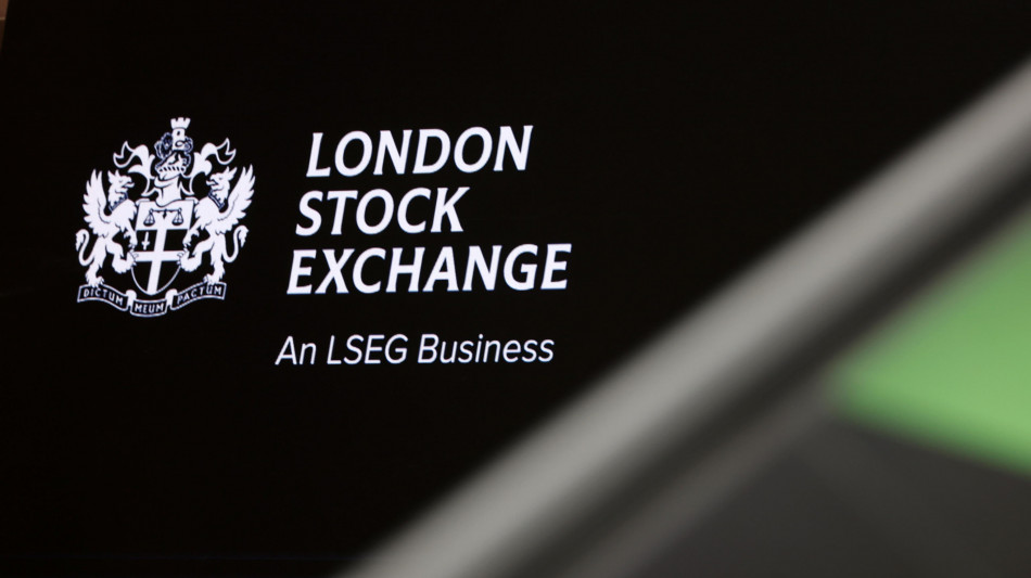 Borsa: Europa poco mossa in chiusura, Parigi -0,04%, Londra +0,14%