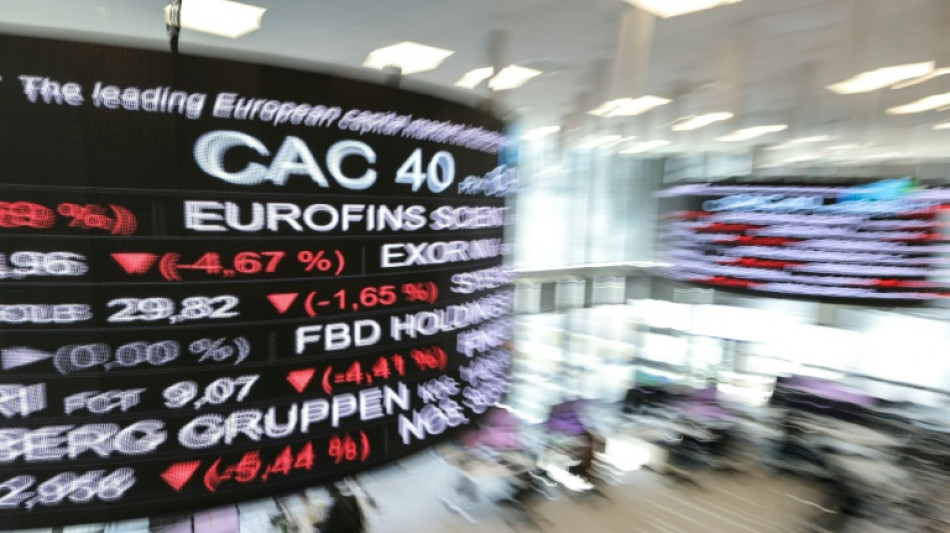 La Bourse de Paris conclut en baisse une s&eacute;ance tourn&eacute;e vers le budget des Etats-Unis