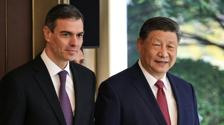 China eleva tarifas sobre produtos dos Estados Unidos para 125%