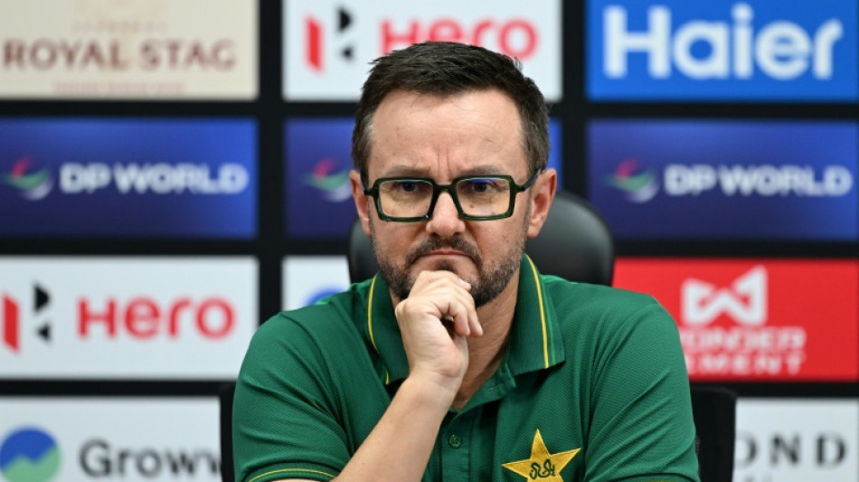 Pakistan must 'focus on job' in highly charged India clash: coach
