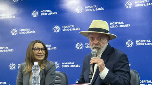 "Estoy entero": Lula deja el hospital tras la cirug&iacute;a craneal