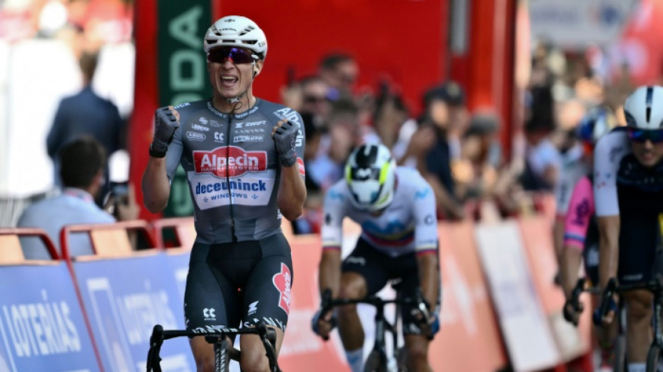 Tour d'Espagne: Philipsen remporte la 1re &eacute;tape au sprint et endosse le maillot rouge