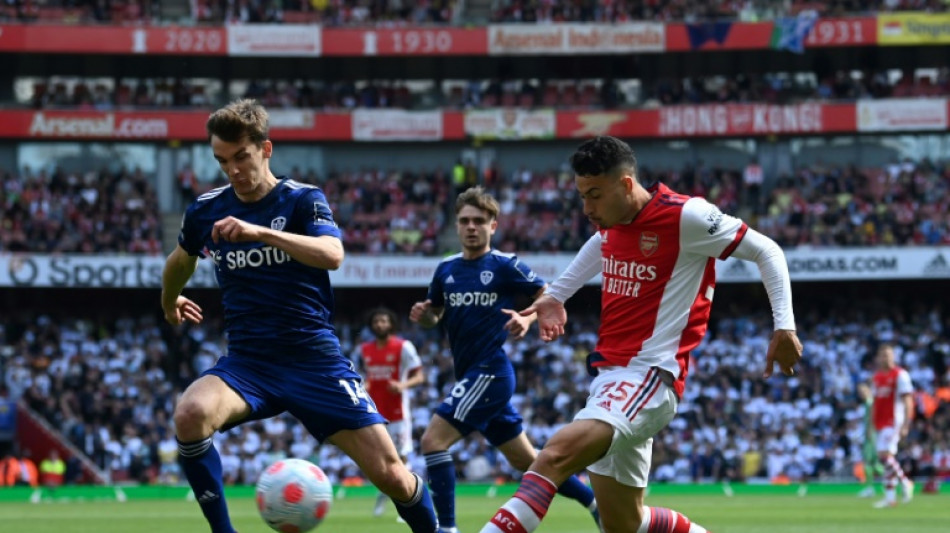 Angleterre: City distance Liverpool, Arsenal talonne Chelsea, Leeds rel&eacute;gable