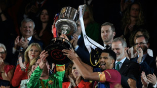 Kound&eacute; corona al Bar&ccedil;a en la Copa del Rey en tensa final ante Real Madrid