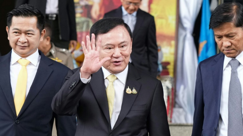 Thaksin, figure de la politique tha&iuml;landaise, acquitt&eacute; du crime de l&egrave;se-majest&eacute;