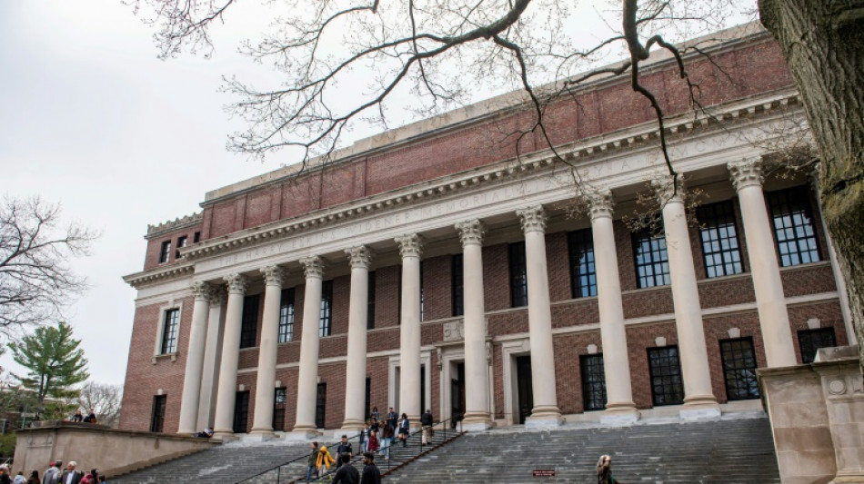 Universidad de Harvard demanda al gobierno de Trump por recortes en financiaci&oacute;n