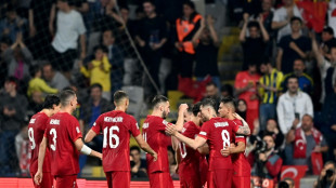 Kuntz und T&uuml;rkei mit Pflichtsieg gegen F&auml;r&ouml;er