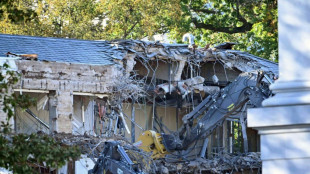 Trump demolishes part of White House for new ballroom