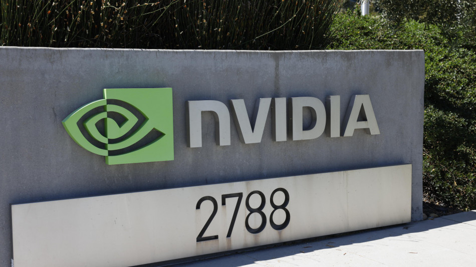 Nvidia record, la prima società a valere 4.000 miliardi