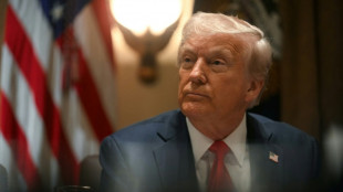 Trump aplicar&aacute; tarifas a M&eacute;xico e Canad&aacute; em mar&ccedil;o; China ser&aacute; cobrada com taxa adicional de 10%