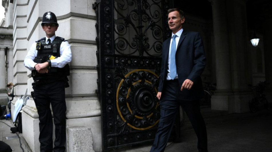 Britische Regierung kippt Konjunktur- und Steuersenkungspaket fast vollst&auml;ndig