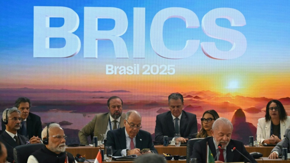 Após ameaças de Trump a Brics, China e Rússia tentam acalmar os ânimos