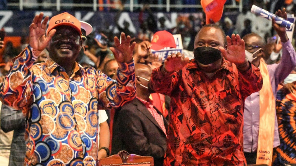 Kenias Pr&auml;sident Kenyatta unterst&uuml;tzt Ex-Rivalen Odinga bei Wahl im August