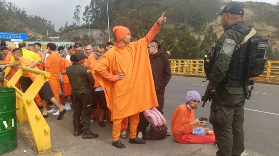 L'Equateur expulse des centaines de d&eacute;tenus colombiens