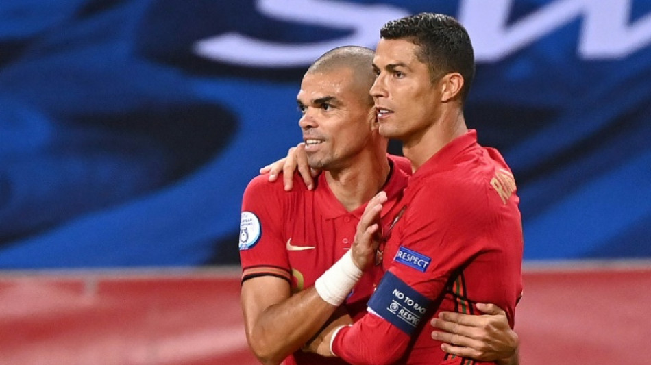 Mondial: Pepe, Alv&eacute;s, Modric ou Mandanda, les v&eacute;t&eacute;rans du Qatar
