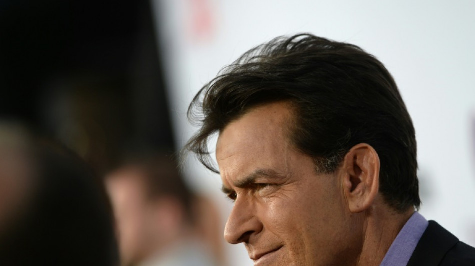 L'acteur am&eacute;ricain Charlie Sheen agress&eacute; &agrave; son domicile de Malibu