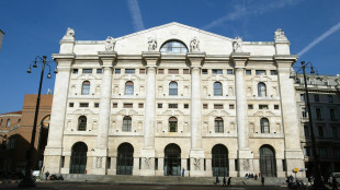 Borsa: Milano prosegue in rialzo, brilla Generali +2%