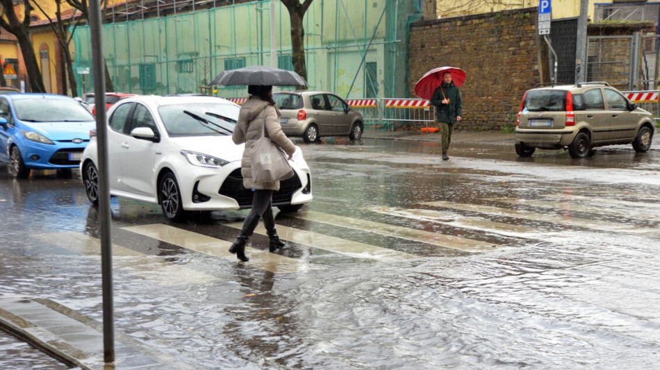 Ue verso la revisione delle norme CO2 auto entro met&agrave; del 2026