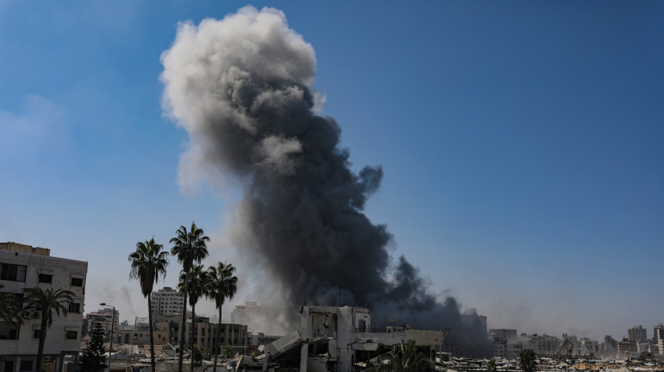 Media Gaza, distrutto da Idf edificio dell'Universit&agrave; islamica