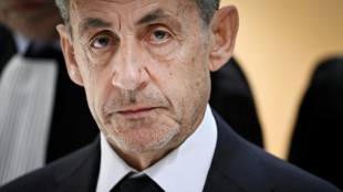 Sarkozy convoqu&eacute; en vue de son incarc&eacute;ration dans le dossier libyen