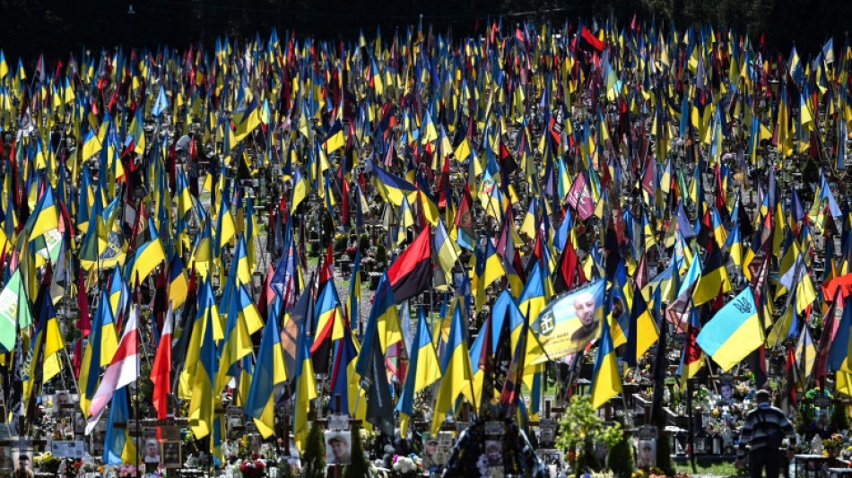 La Russie reprend ses frappes en Ukraine, Zelensky attend une "r&eacute;ponse claire" de Moscou sur une tr&ecirc;ve