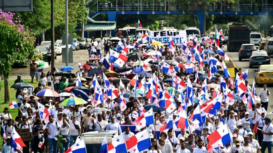 Milhares protestam no Panam&aacute; contra presen&ccedil;a militar dos EUA e reabertura de mina