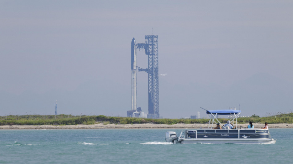 Rinviato per maltempo il decimo test della Starship di Musk