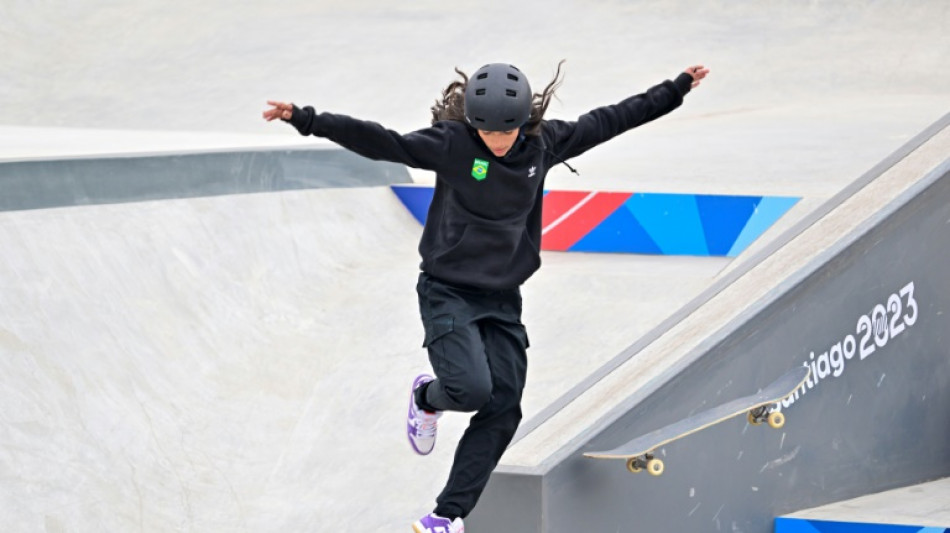 Rayssa Leal conquista medalha de ouro no skate street no Pan; P&acirc;mela leva a prata