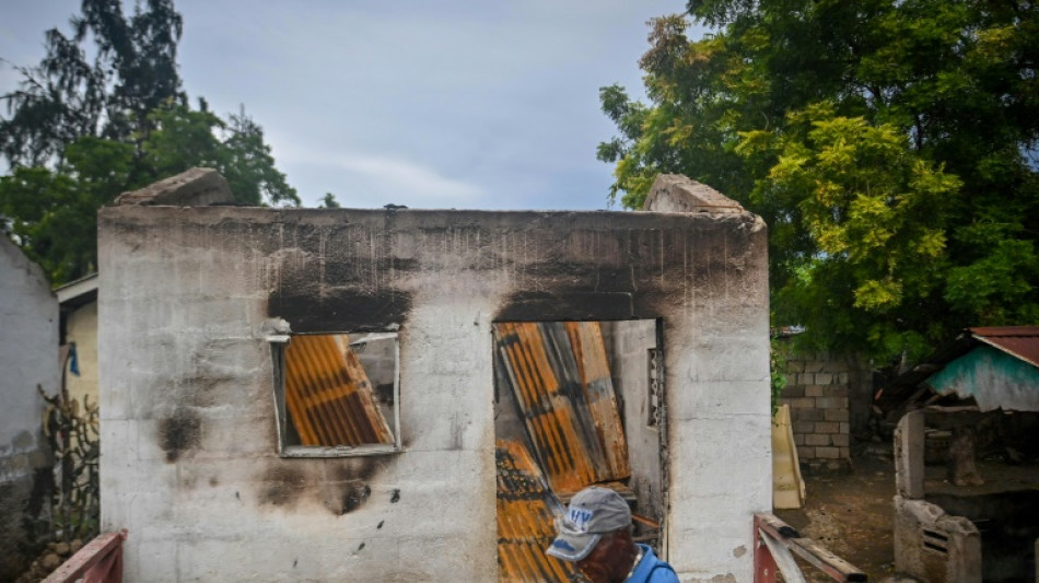 Haiti clama por envio de for&ccedil;a internacional para sair do 'inferno'