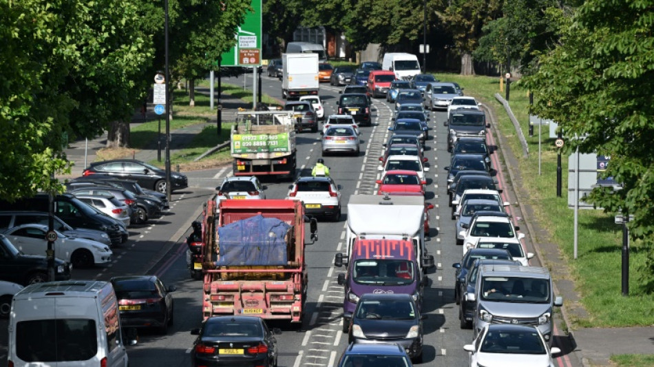 Los ferroviarios brit&aacute;nicos inician su mayor huelga en 30 a&ntilde;os