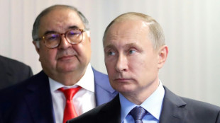 El oligarca ruso Usmanov renuncia a la presidencia de la Federaci&oacute;n Internacional de Esgrima