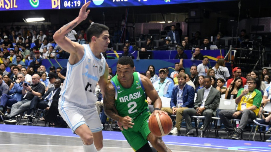 Brasil vence Argentina e é campeão da Copa América de basquete masculino
