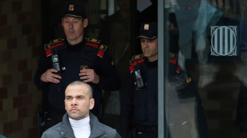 Espagne: la condamnation pour viol de l'ex-star du Bar&ccedil;a Dani Alves annul&eacute;e en appel