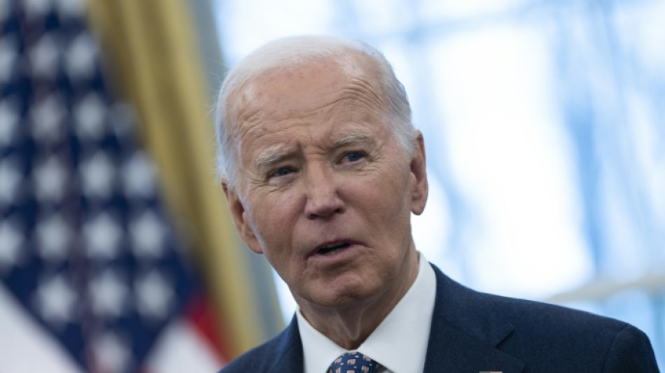 Biden entrega mayor condecoraci&oacute;n civil a Messi, Bono, "Magic" Johnson y Soros