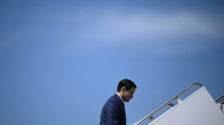 Con un nuevo nombre chino, Rubio viaja a Pek&iacute;n a pesar de las sanciones en su contra