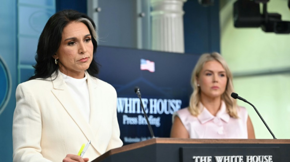 Obama à nouveau ciblé par la Maison Blanche, confrontée à une polémique Epstein sans répit