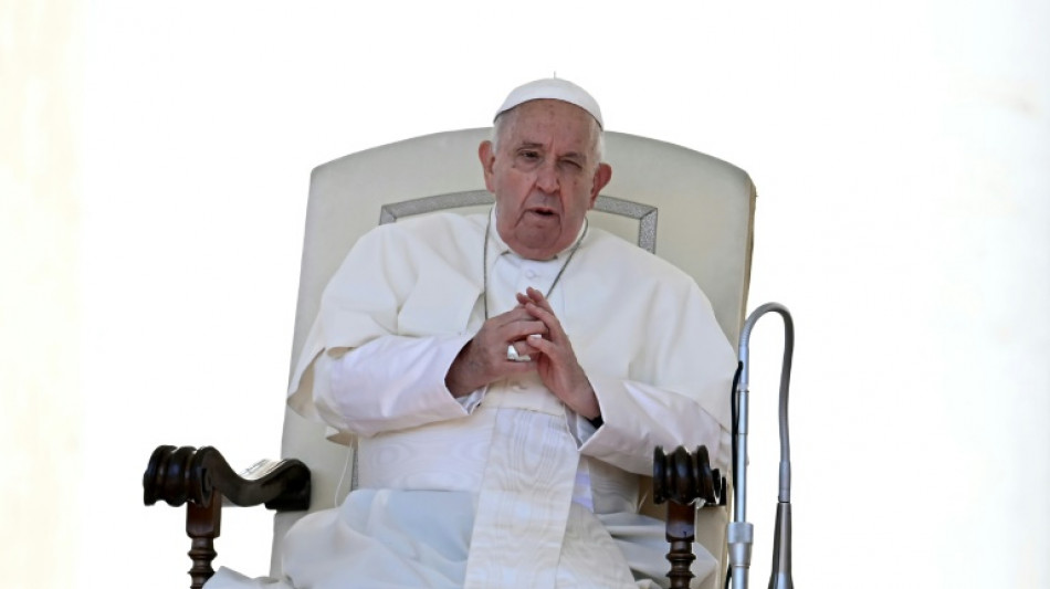 El papa Francisco denuncia las privaciones "indignas" impuestas a la poblaci&oacute;n
