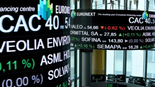 La Bourse de Paris &eacute;volue prudemment, le Moyen-Orient p&egrave;se