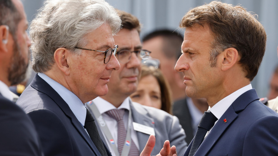 Macron, 'dagli Usa misure intimidatorie contro la sovranit&agrave; digitale europea'