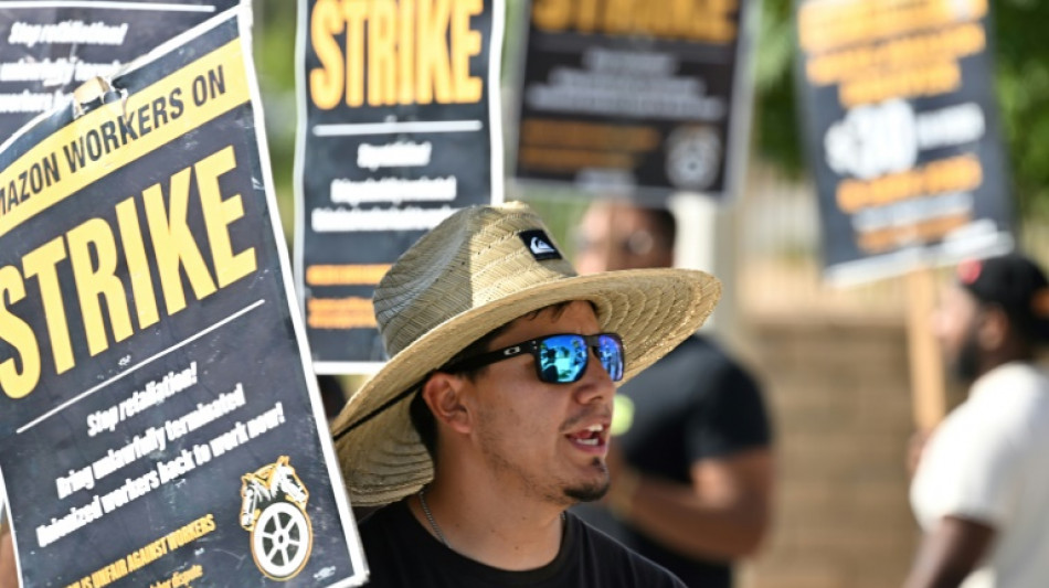 Entregadores processam a Amazon na Calif&oacute;rnia por condi&ccedil;&otilde;es de trabalho