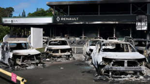 Situation insurrectionnelle en Nouvelle-Cal&eacute;donie: deux morts, un Conseil de d&eacute;fense convoqu&eacute;